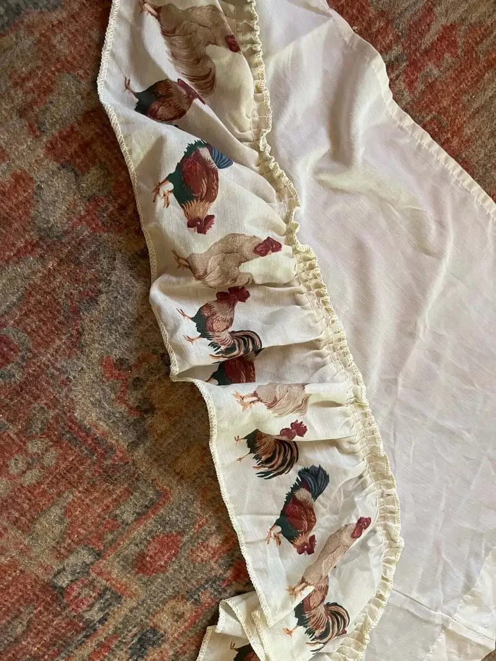 Vintage Country Rooster Ruffled Swag Valance Kitchen Curtain, Cream 52x35